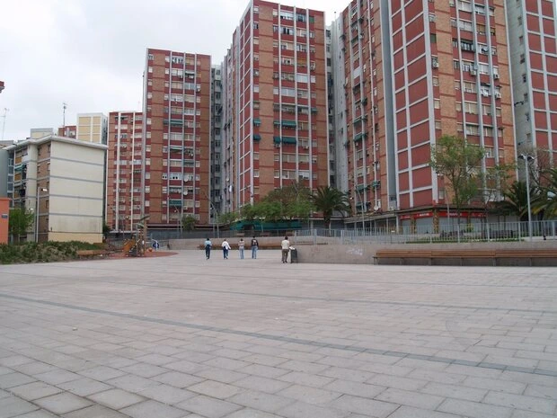 Edificios de alta densidad en Cornellà.